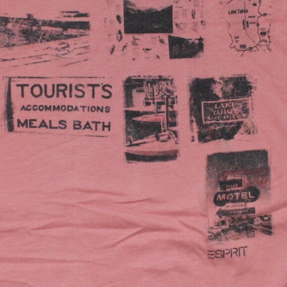 TOURIST - Picture 3 of 3